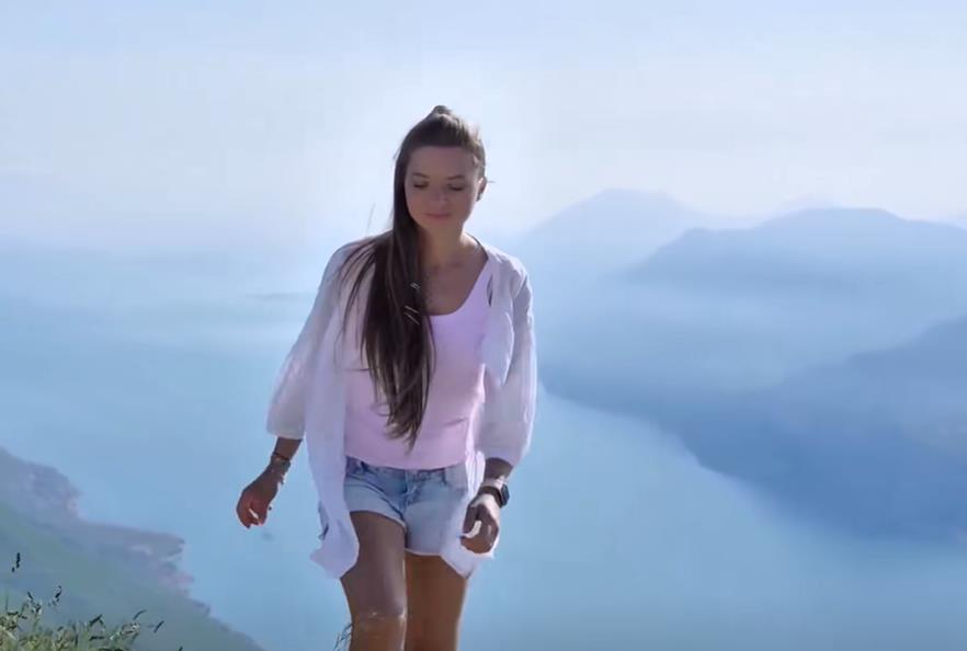 睡觉时身体会猛然一抖——这是一种什么现象?